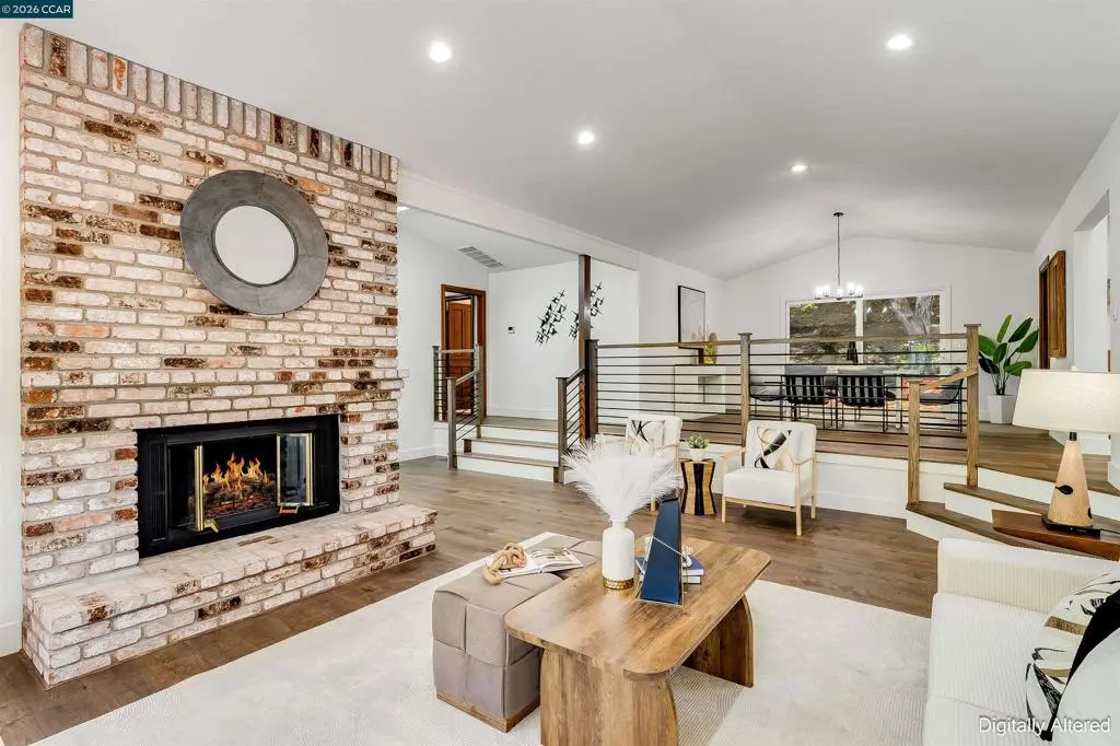 Single Family Residence for sale at 3137 Gloria Ter, Lafayette, CA featuring 3 beds and 3 baths