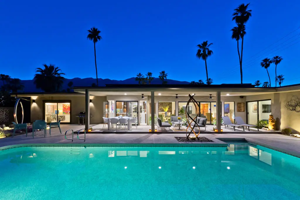 1060 S Paseo De Marcia, Palm Springs, CA — listing photo 1