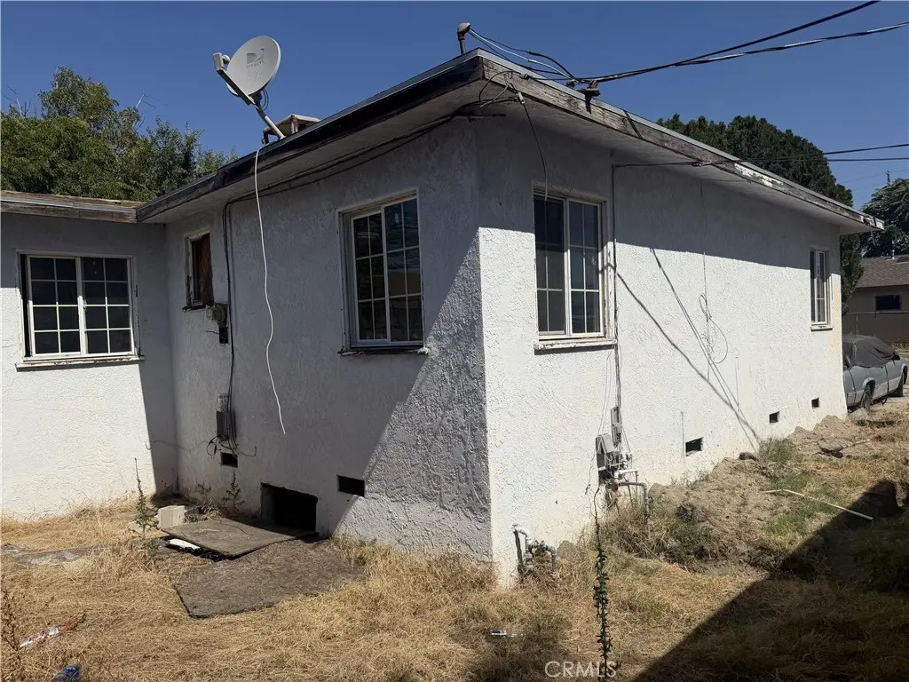 7543 Vineland, Sun Valley, CA — listing photo 1