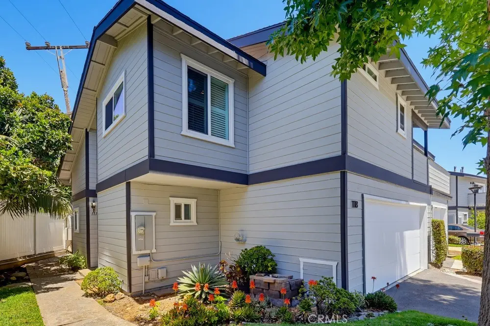 Townhouse for sale at 1118 Sandi Lane, Costa Mesa, CA featuring 2 beds and 3 baths