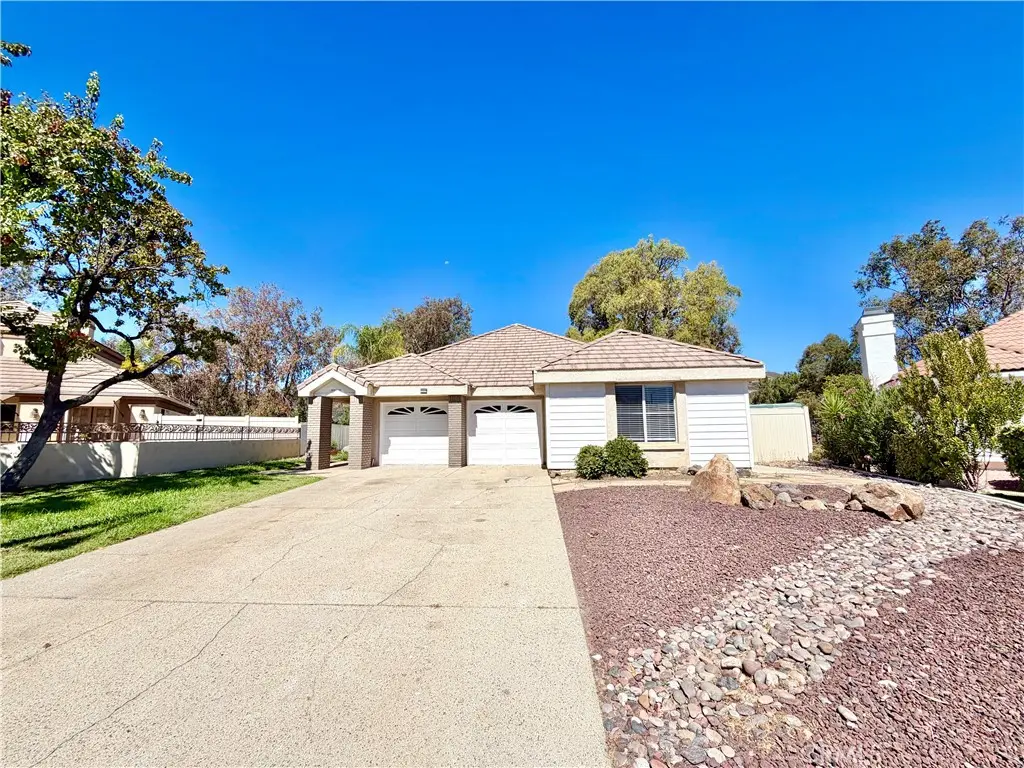 22988 Joaquin Ridge Drive, Murrieta, CA — listing photo 1