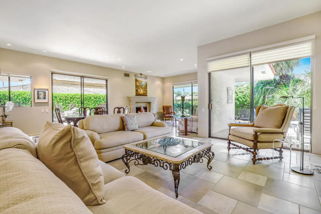Single Family Residence for rent at 31 Stanford Drive, Rancho Mirage, CA featuring 3 beds and 3 baths