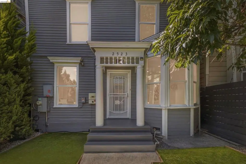 Single Family Residence for sale at 2523 Martin Luther King Jr Way, Oakland, CA featuring 4 beds and 3 baths