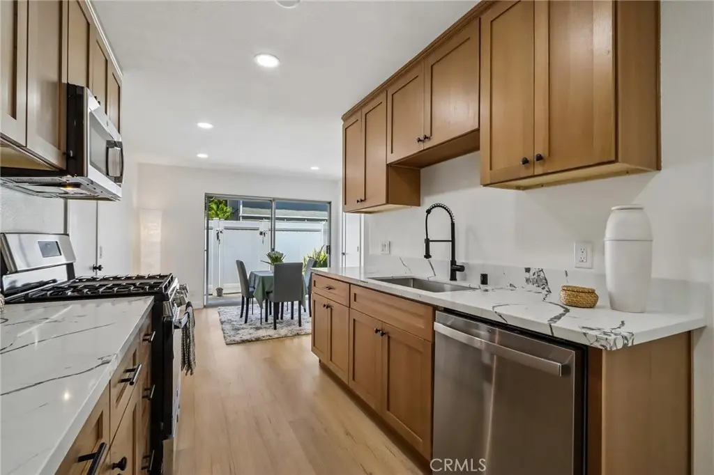 Condominium for sale at 22965 Via Cereza, Mission Viejo, CA featuring 3 beds and 2 baths