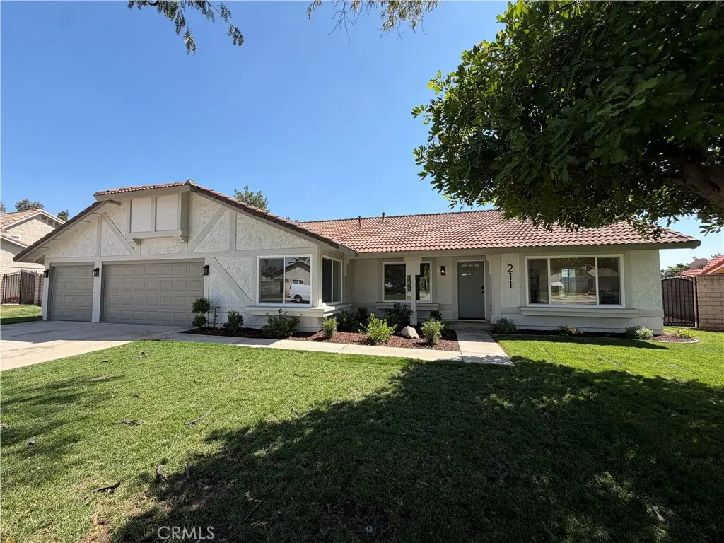 Single Family Residence for sale at 211 W Columbine Avenue, Rialto, CA featuring 4 beds and 2 baths