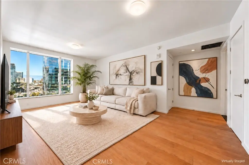 Condominium for sale at 889 Francisco St 1210, Los Angeles, CA featuring 1 bed and 1 bath