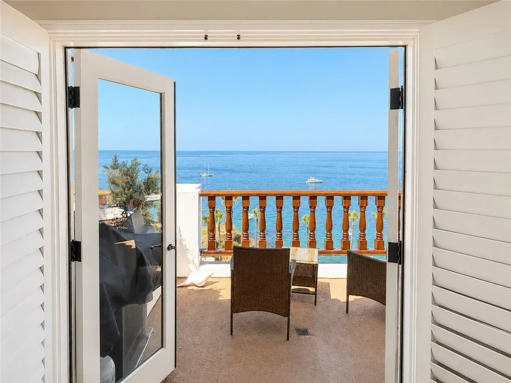 Condominium for sale at 57 Camino De Flores, Avalon, CA featuring 1 bed and 1 bath