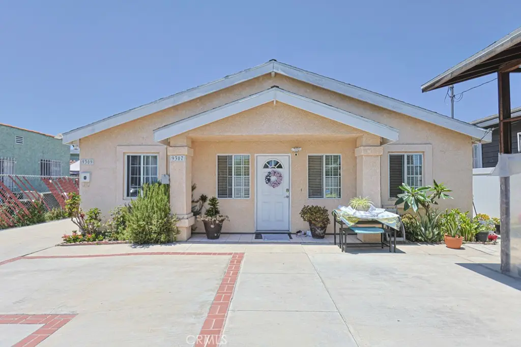 Duplex for sale at 9307 Bandera, Los Angeles, CA