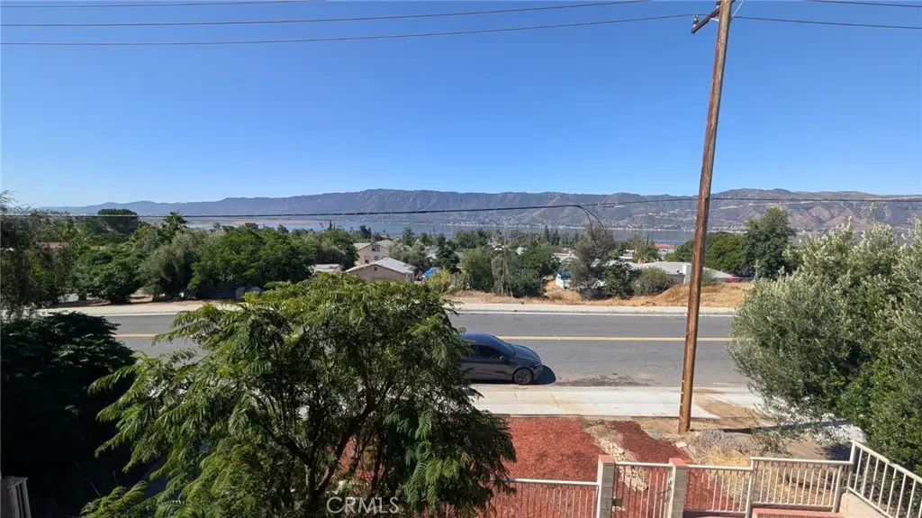 Duplex for sale at 905 W Sumner, Lake Elsinore, CA