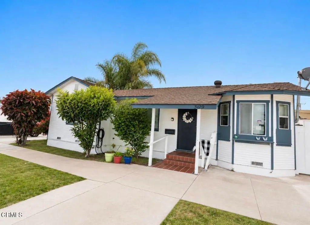 Duplex for sale at 509 E Date Street, Oxnard, CA