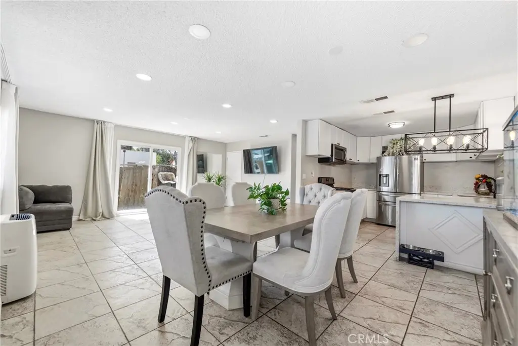 Single Family Residence for sale at 961 Park, Lake Elsinore, CA featuring 3 beds and 1 bath