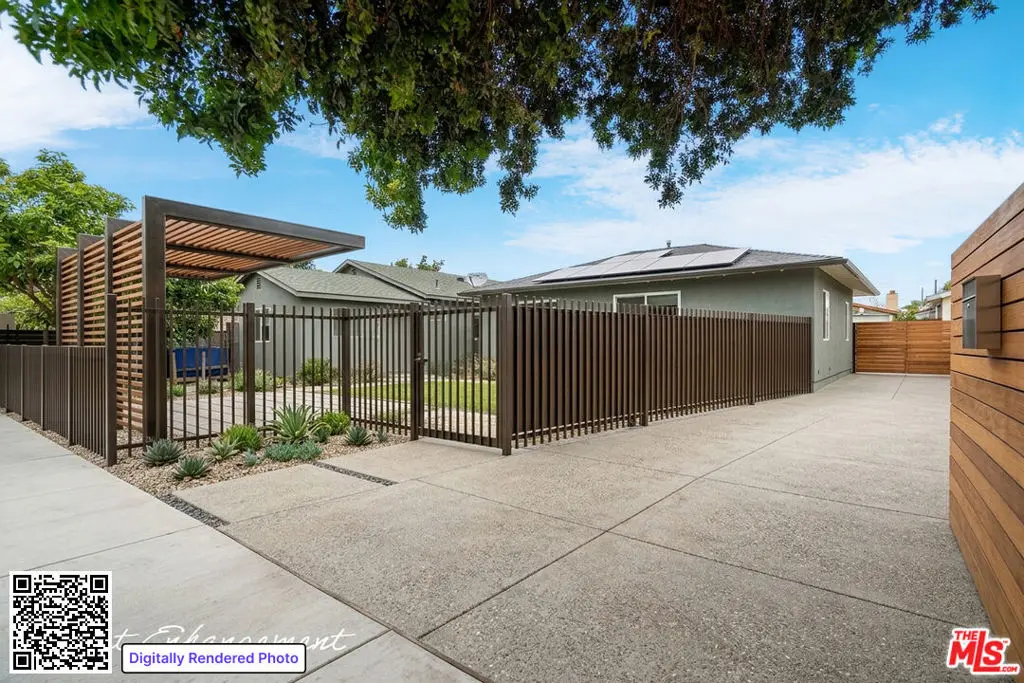 1319 E Colon Street, Wilmington, CA — listing photo 1