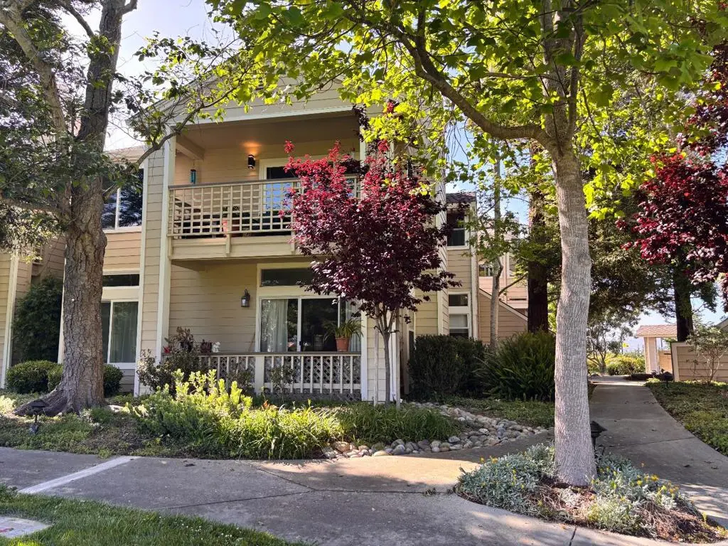 Apartment for rent at 132 Amesport, Half Moon Bay, CA featuring 2 beds and 2 baths