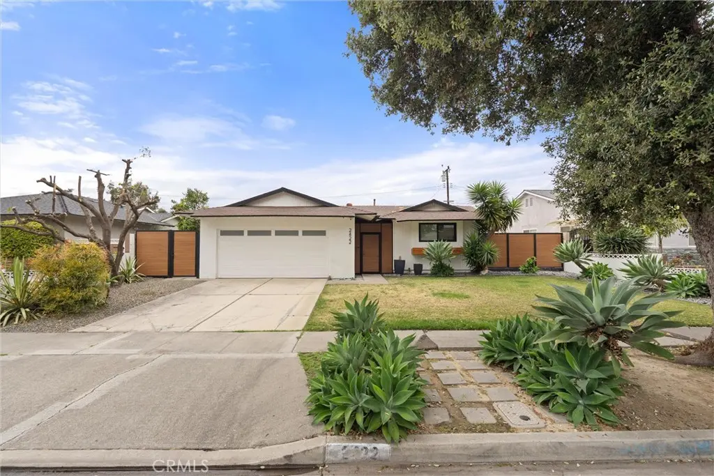 2422 S Salta Street, Santa Ana, CA — listing photo 1