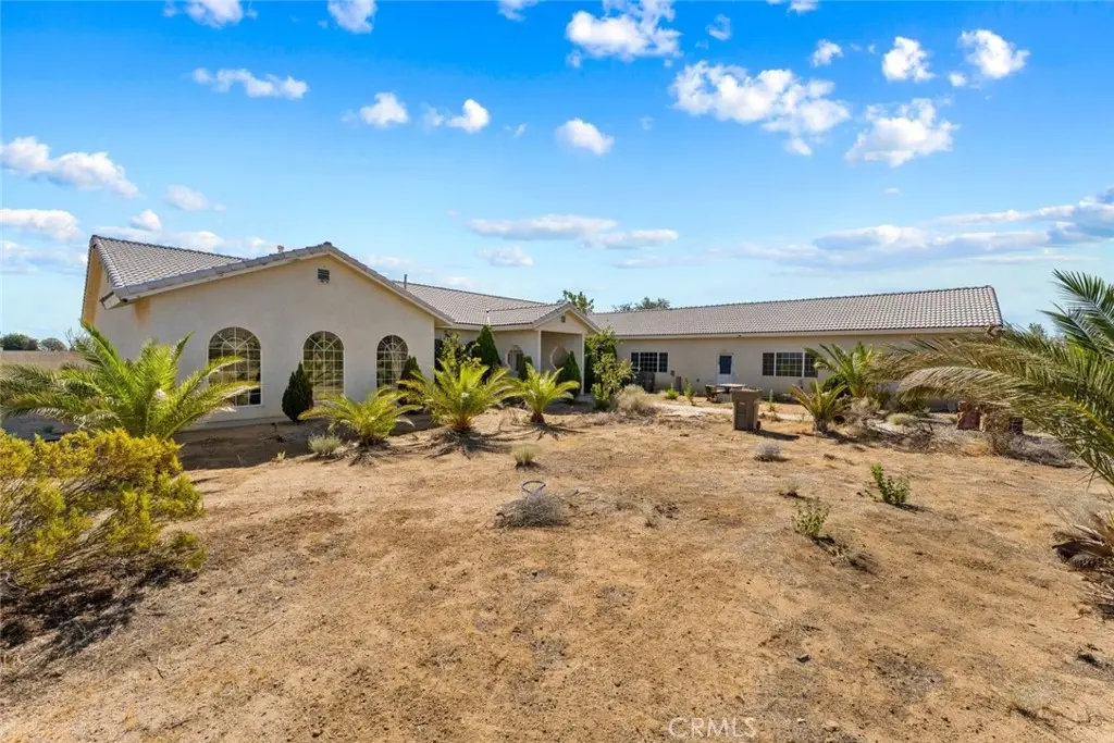 4463 Cloud 9, Mojave, CA — listing photo 1
