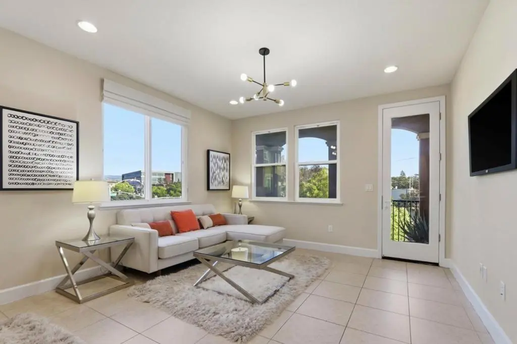 Townhouse for sale at 272 Currlin Circle, Milpitas, CA featuring 3 beds and 3 baths