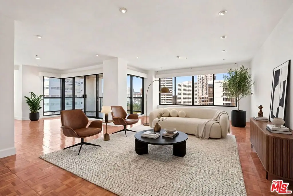 10724 Wilshire Boulevard 1104, Los Angeles, CA — listing photo 1
