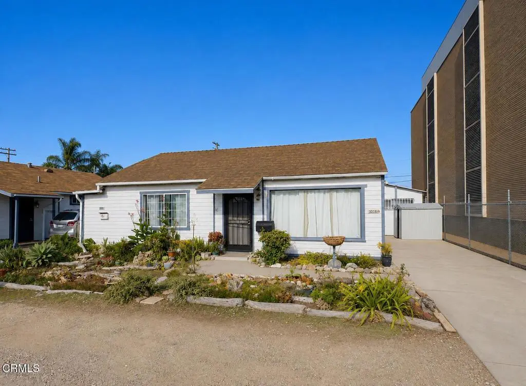 Duplex for sale at 1026 S C Street, Oxnard, CA