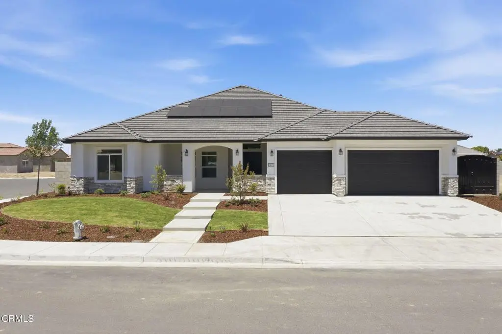 13615 Velma Pearl Way, Bakersfield, CA — listing photo 1
