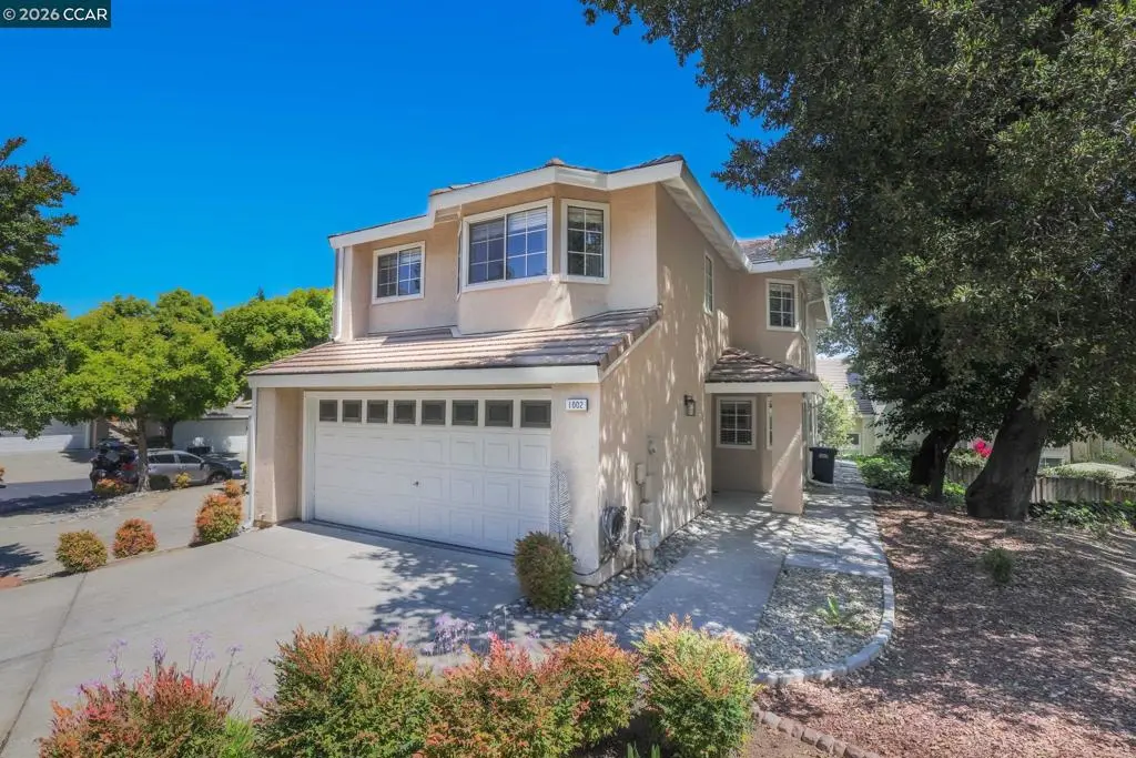 Townhouse for sale at 1002 Pinehurst Ct, Concord, CA featuring 3 beds and 3 baths
