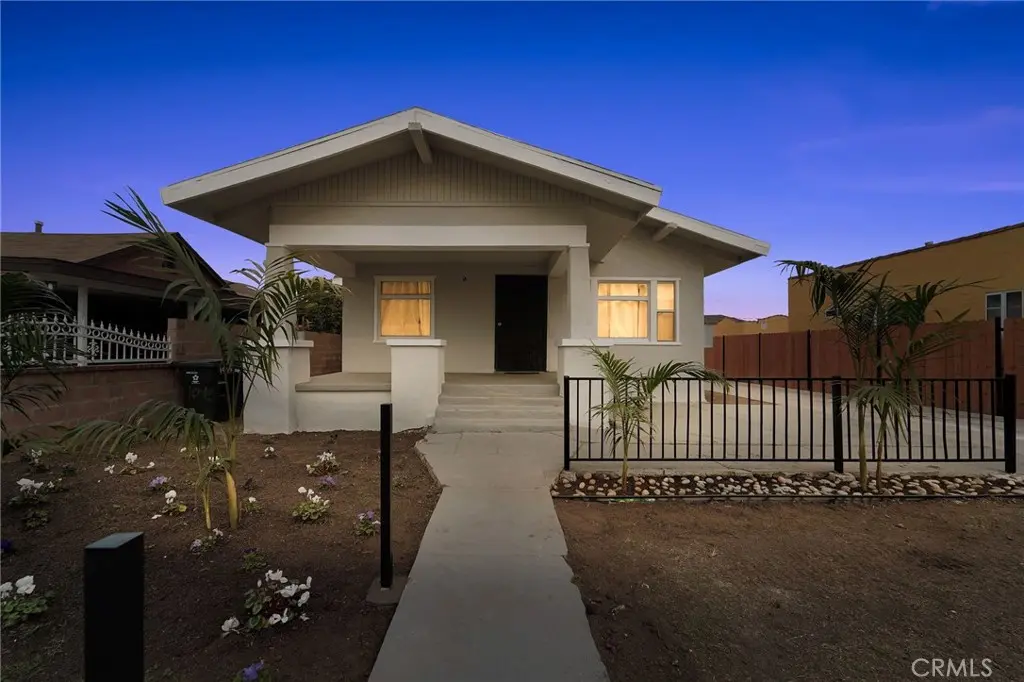 Apartment for sale at 1043 W 95th Street, Los Angeles, CA