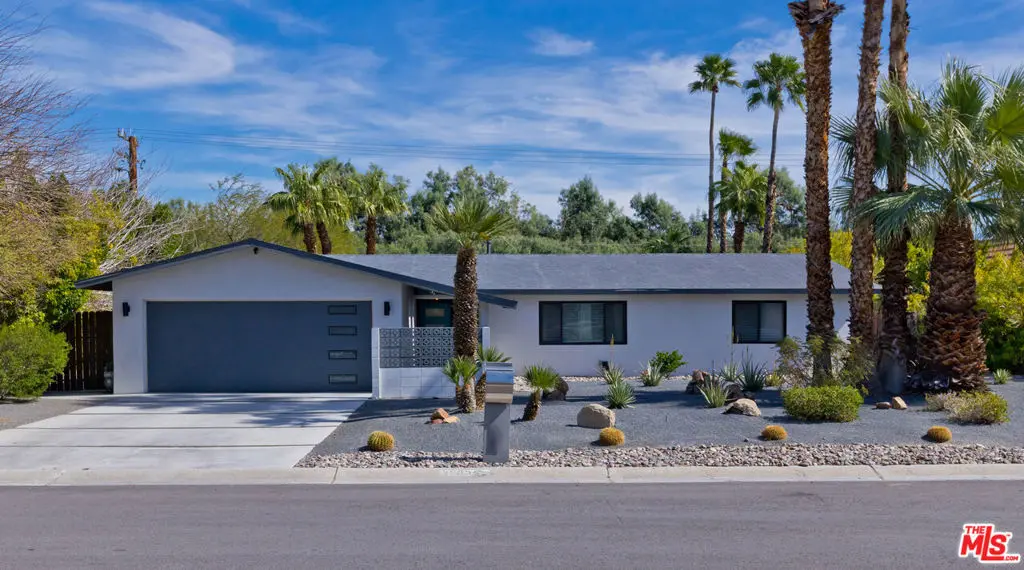 2660 N Farrell Drive, Palm Springs, CA — listing photo 1