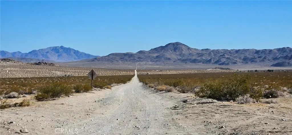 800 Green Rock Mine Rd. Near, Lucerne Valley, CA — listing photo 1