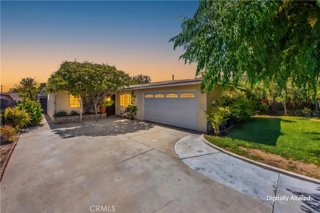 7186 Olive St, Highland, CA — listing photo 1