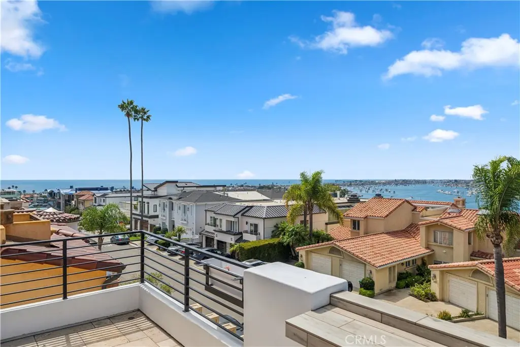 312 Carnation Avenue, Corona Del Mar, CA — listing photo 1