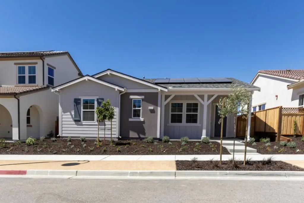 Single Family Residence for sale at 621 Santa Lucia Way, Marina, CA featuring 3 beds and 2 baths