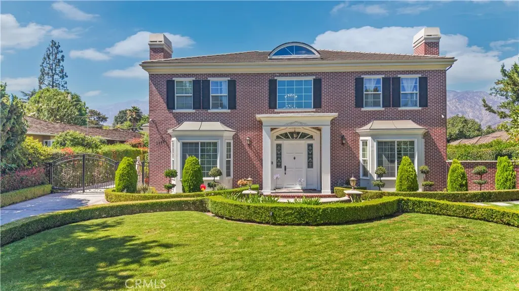 Single Family Residence for sale at 1117 Encanto Drive, Arcadia, CA featuring 6 beds and 7 baths