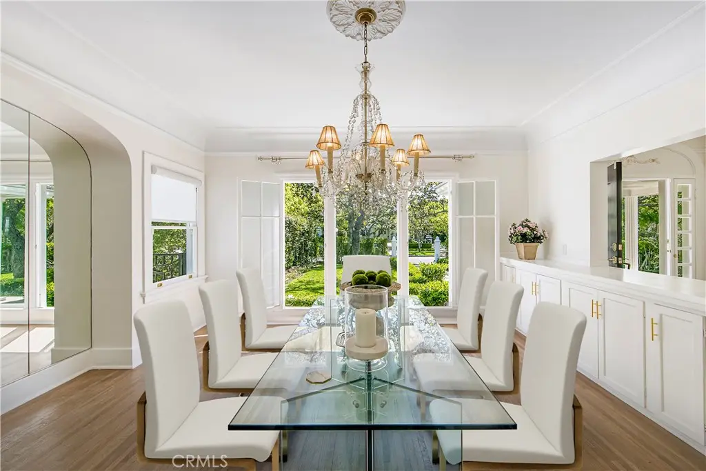 Single Family Residence for sale at 333 S Arden Boulevard, Los Angeles, CA featuring 5 beds and 6 baths