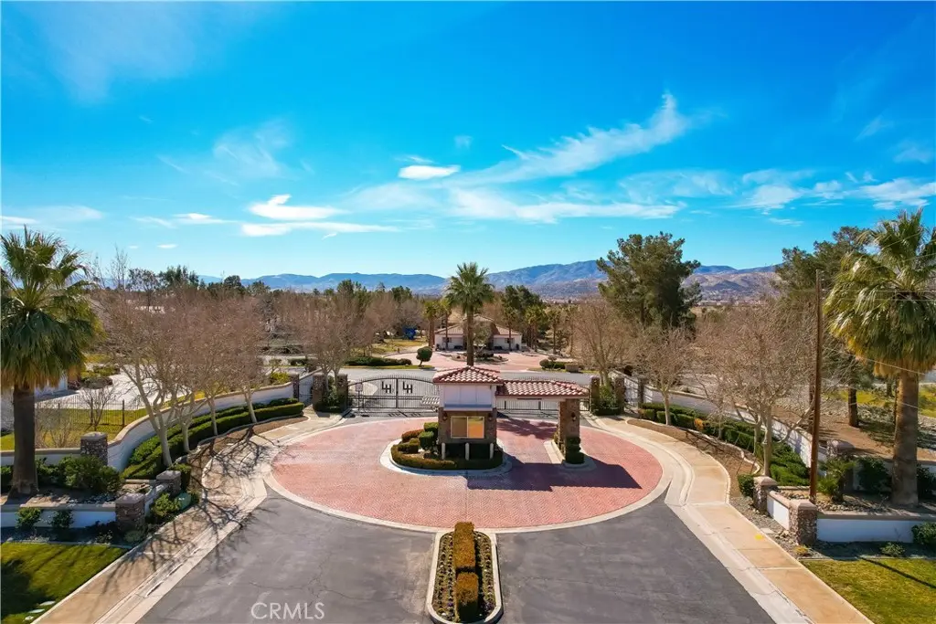 3319 Cam Hermanos, Lancaster, CA — listing photo 1