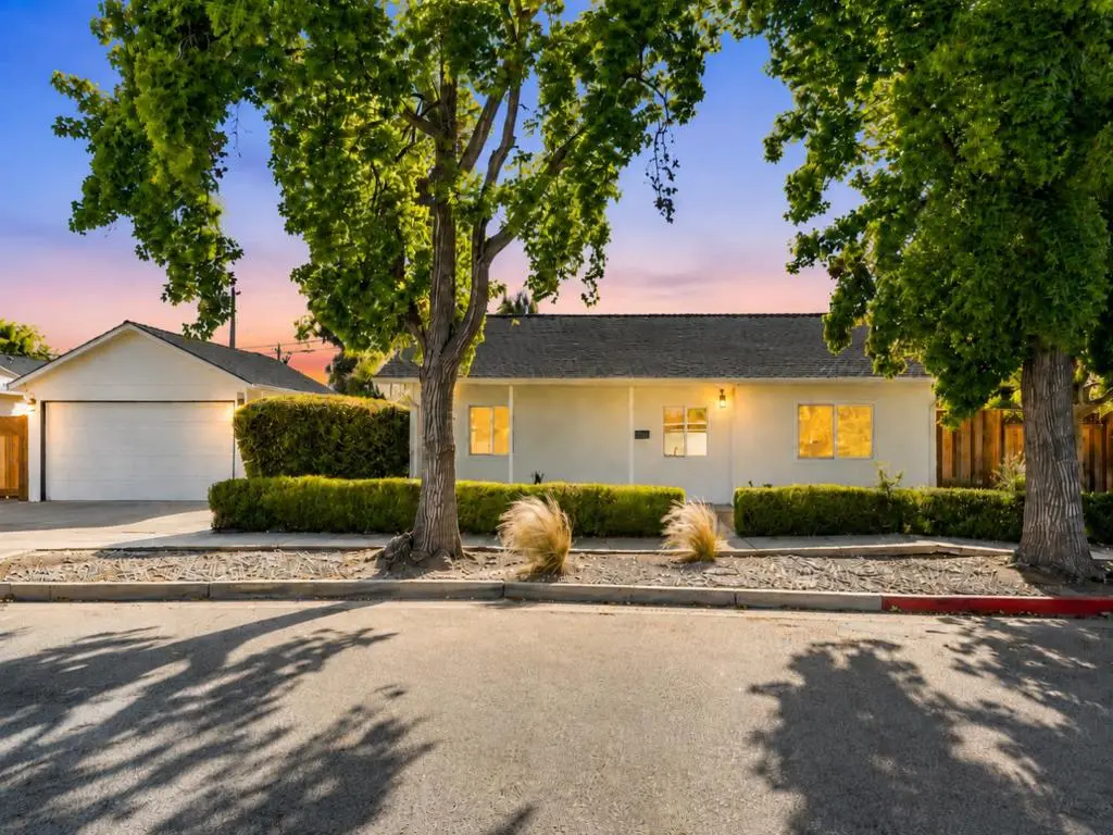 Single Family Residence for sale at 3011 Arroba Way, San Jose, CA featuring 3 beds and 2 baths