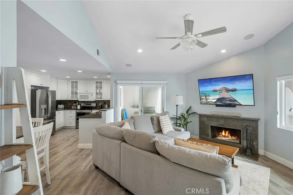 Condominium for rent at 34116 Selva Road 307, Dana Point, CA featuring 3 beds and 2 baths