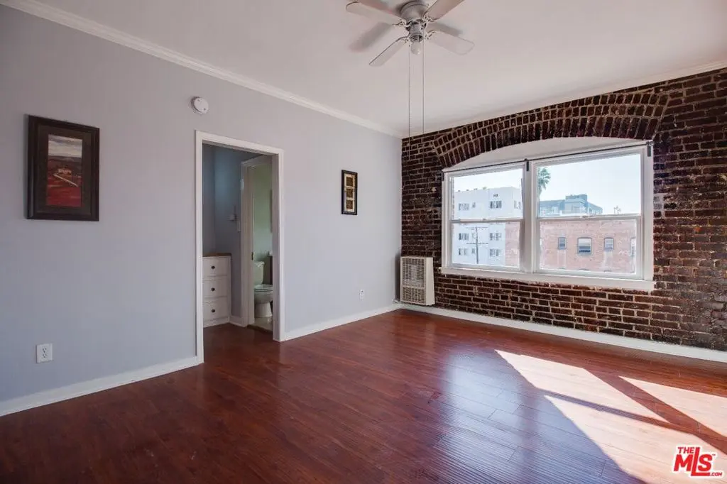 Residential Lease for rent at 730 S Catalina Street, Los Angeles, Los Angeles County, CA and 1 bath