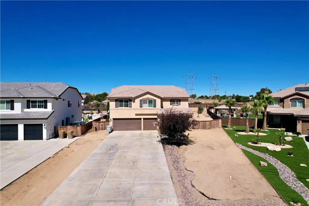 8168 April, Hesperia, CA — listing photo 1