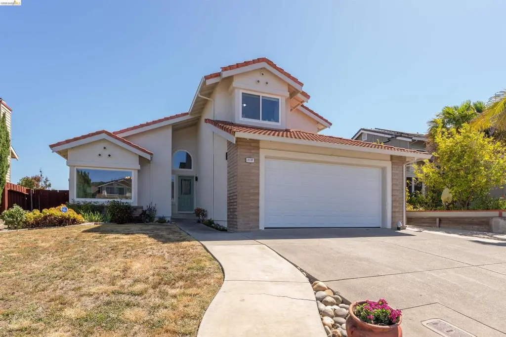 2137 Pheasant Dr, Hercules, CA — listing photo 1