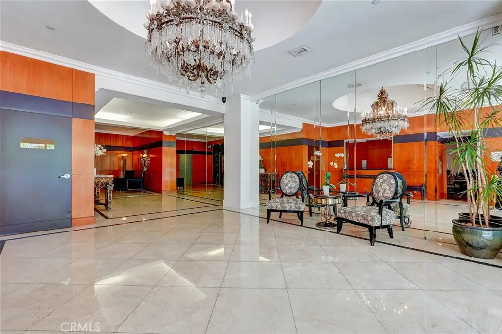 Residential Lease for rent at 10787 Wilshire 802, Los Angeles, Los Angeles County, CA featuring 2 beds and 2 baths