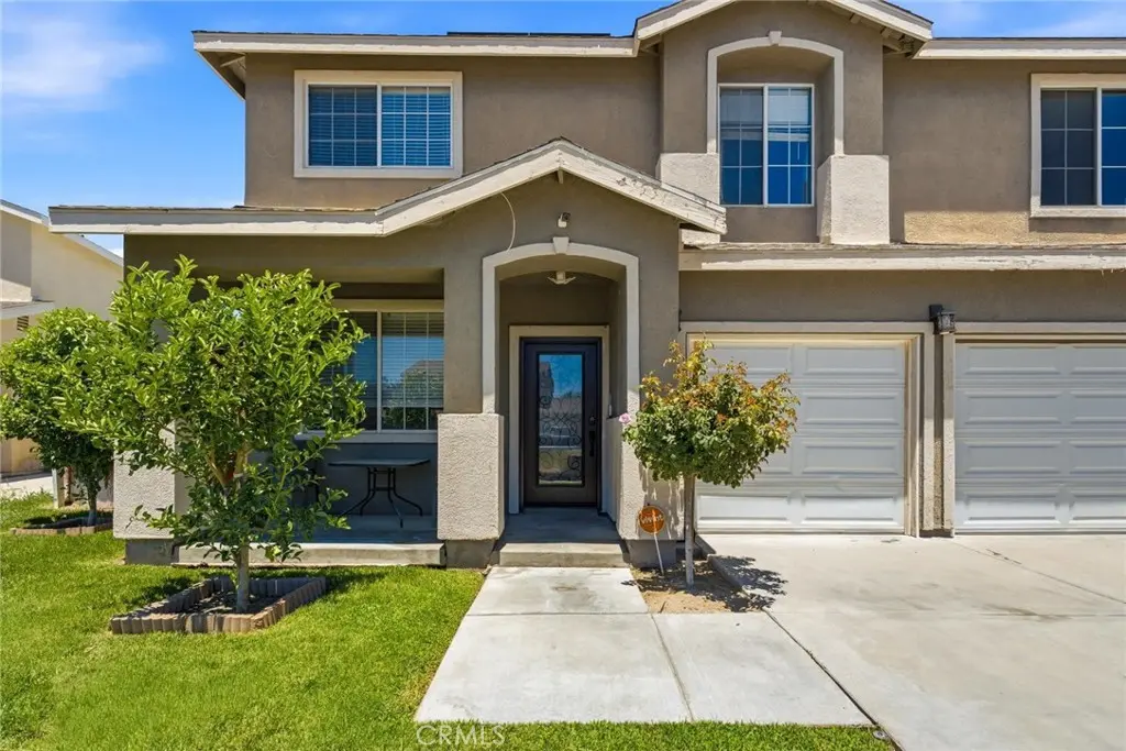 Single Family Residence for sale at 43554 Amazon Street, Hemet, CA featuring 5 beds and 3 baths