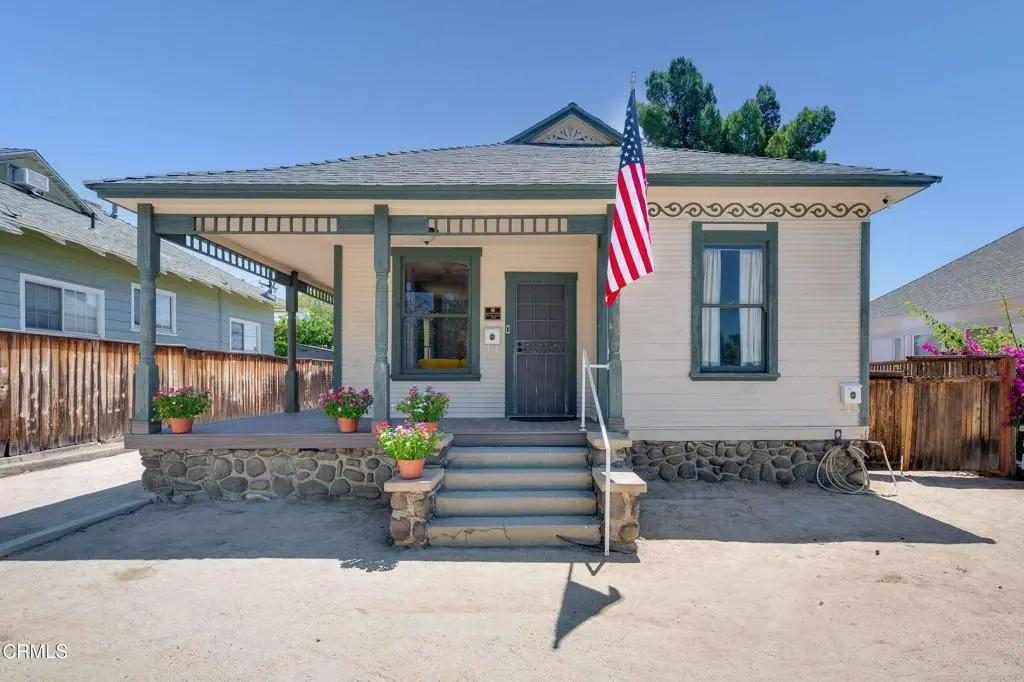 580 N 1st Avenue, Upland, CA — listing photo 1