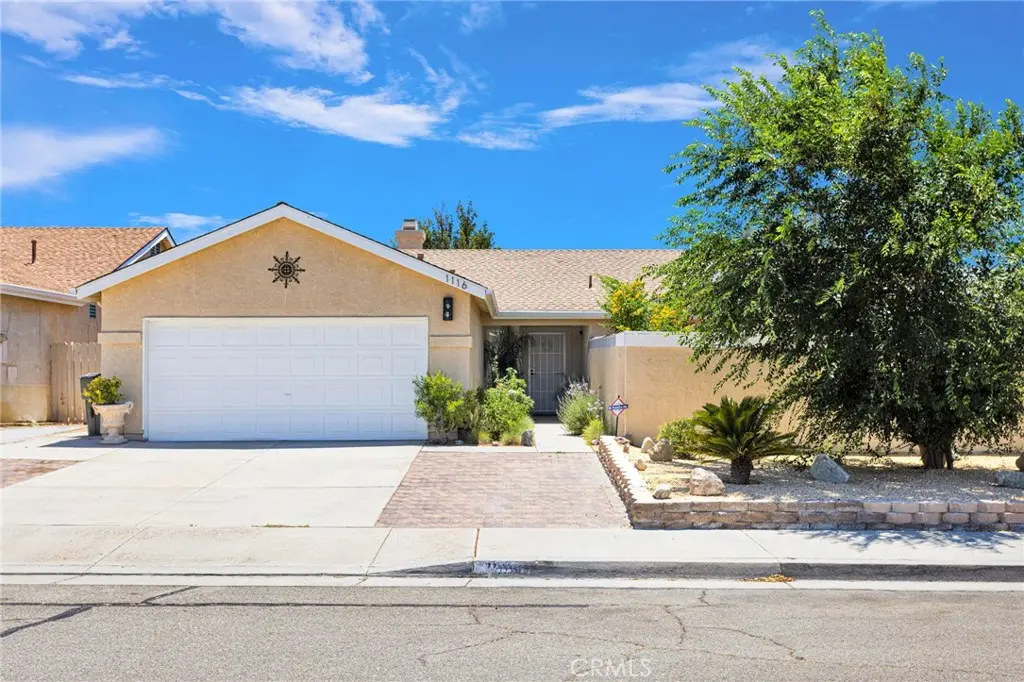1116 Oakwood Lane, Rosamond, CA — listing photo 1