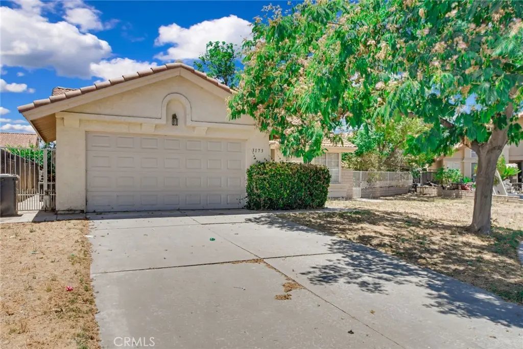 Single Family Residence for sale at 3173 Dave, Hemet, CA featuring 3 beds and 2 baths