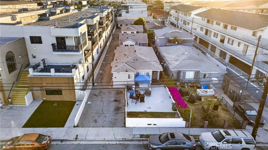 13717 Yukon Ave, Hawthorne, CA — listing photo 1