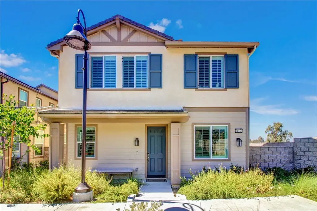 14956 Buttress, Fontana, CA — listing photo 1