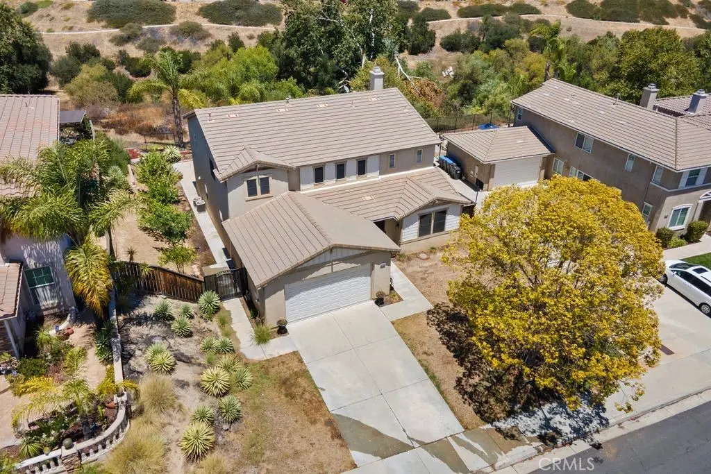 Single Family Residence for sale at 23622 Saratoga Springs, Murrieta, CA featuring 5 beds and 3 baths