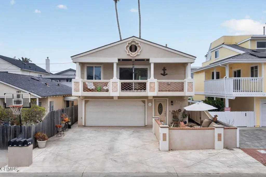 Single Family Residence for sale at 141 Pasadena Avenue, Oxnard, CA featuring 3 beds and 2 baths