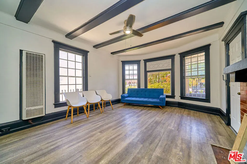 Residential Lease for rent at 1347 Valencia Street A, Los Angeles, Los Angeles County, CA featuring 2 beds and 2 baths