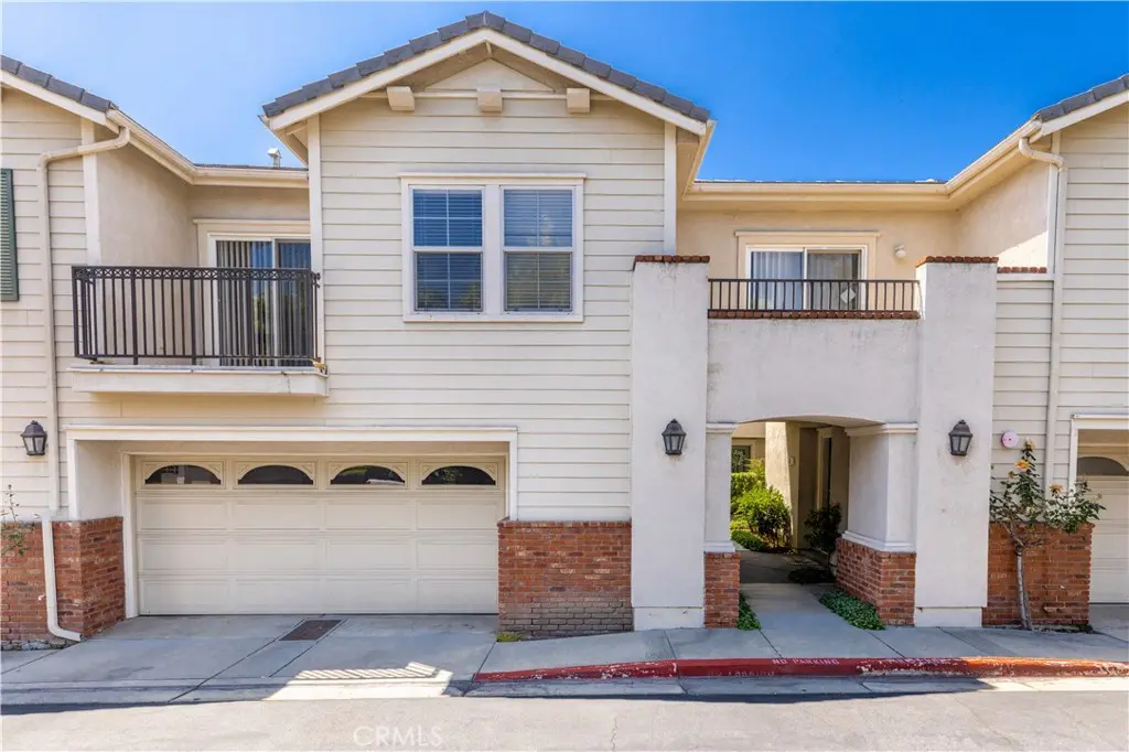 Condominium for rent at 7331 Shelby 13, Rancho Cucamonga, CA featuring 2 beds and 1 bath