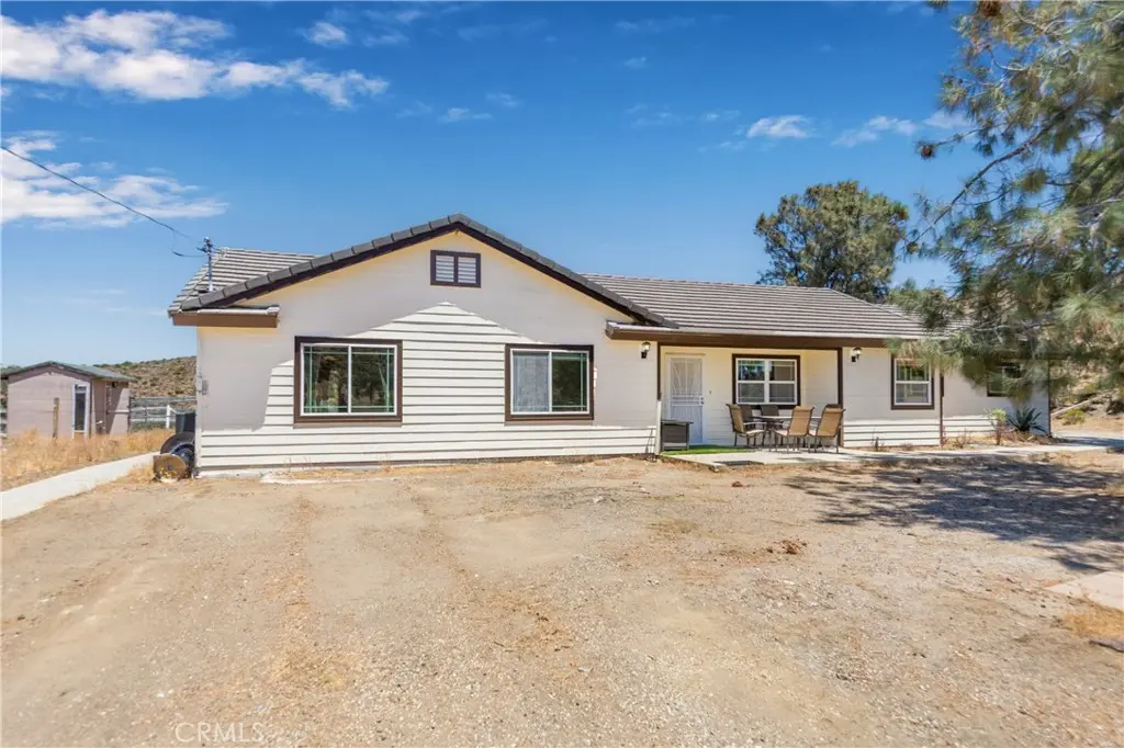 6401 Hubbard, Acton, CA — listing photo 1